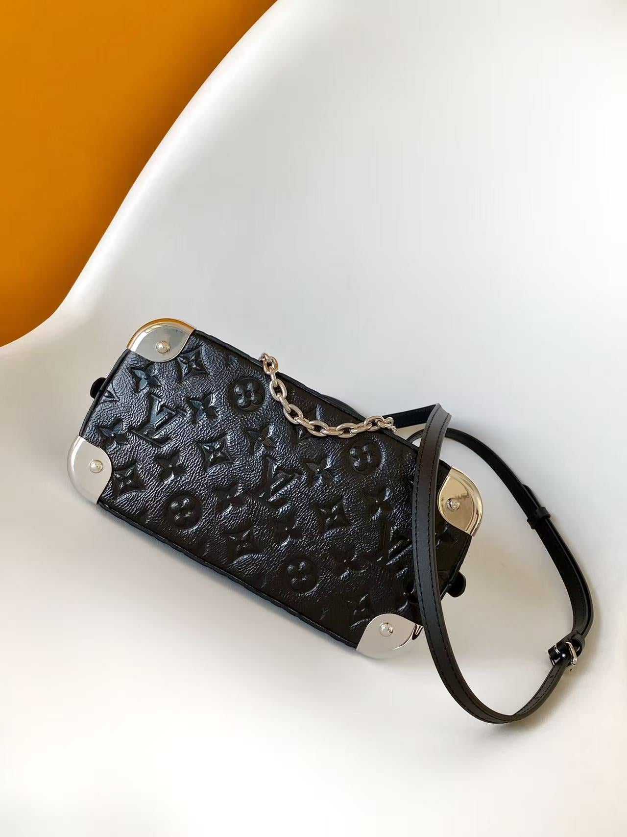 LV Alma BB Bag 22 Chain and S-lock Clasp Black in Cowhide 278079