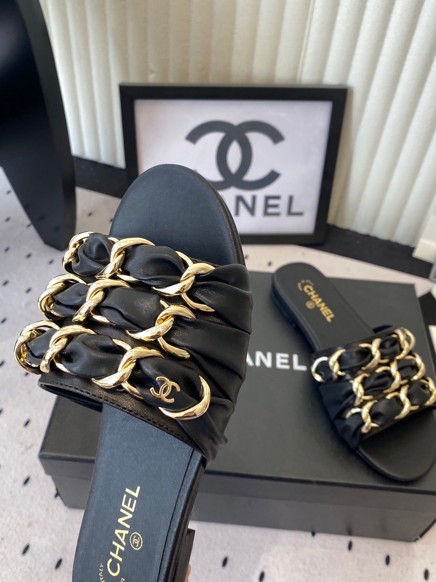 Chanel Early Spring Chain Slippers Black in Lambskin 611717