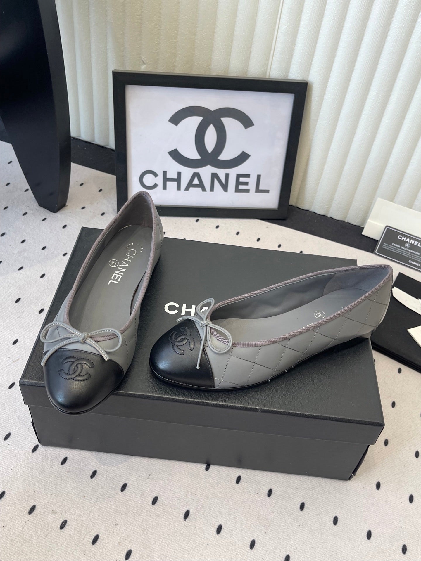 CC Ballet Flats Gray in Cowhide 611700