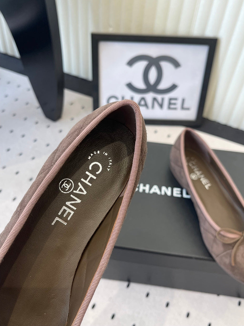 CC Ballet Flats Brown in Suede 611694