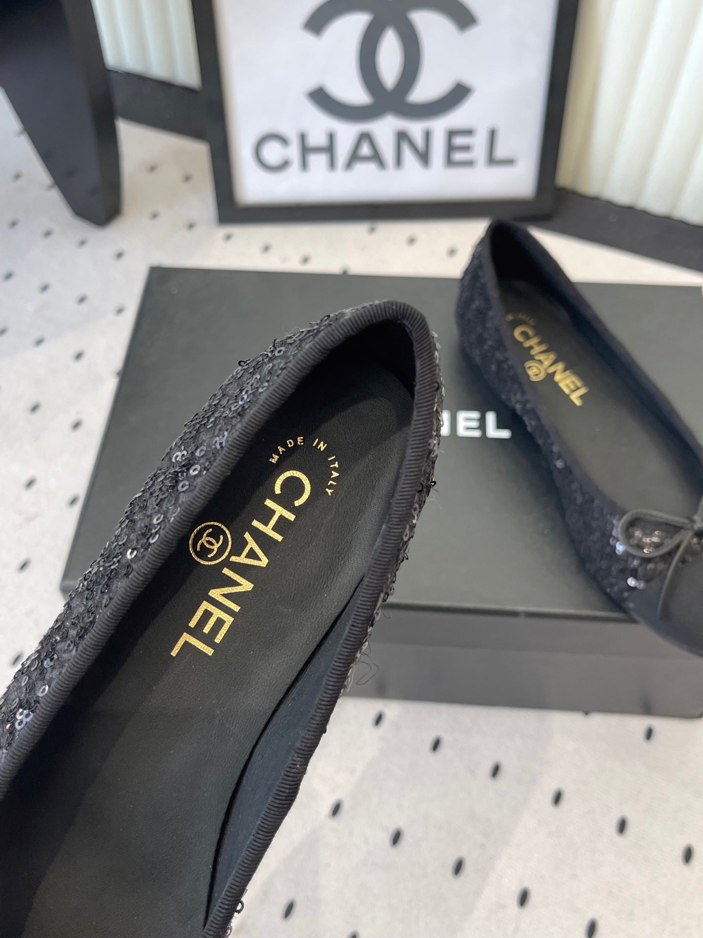 CC Ballet Flats Black in Sequined Sheepskin 611691