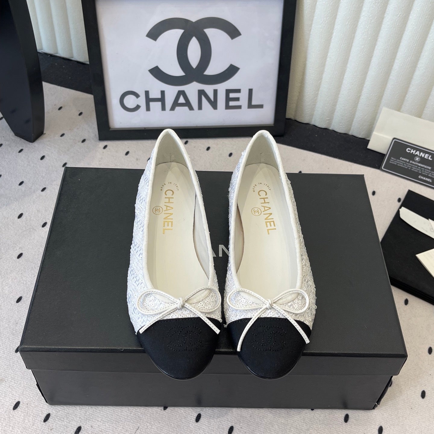 CC Ballet Flats White in Sequined Sheepskin 611690