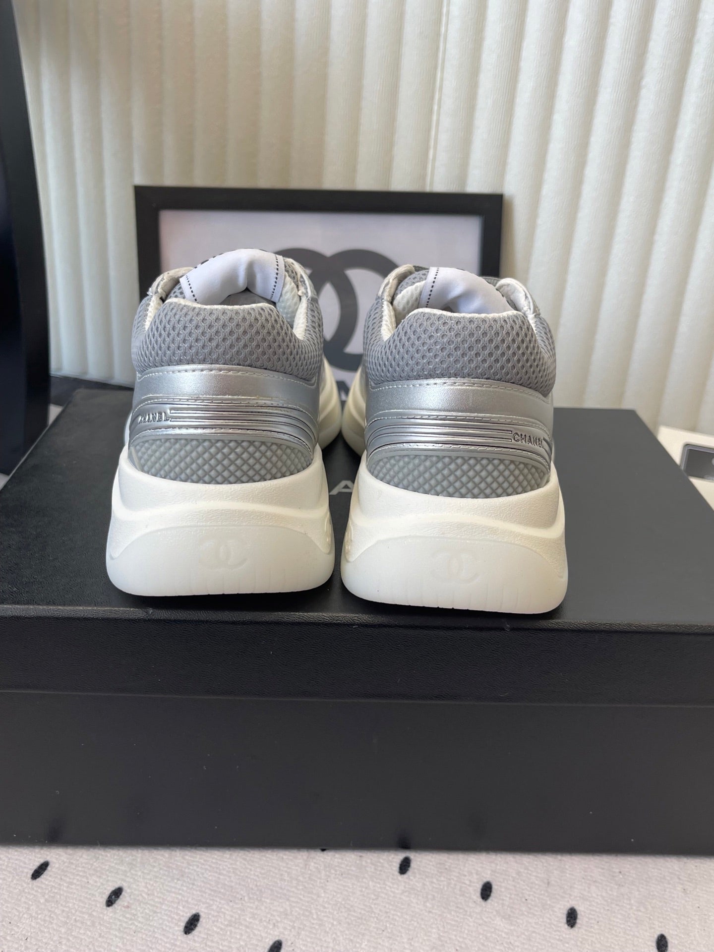 CC Sneaker Metallic Silver in Cowhide 611664
