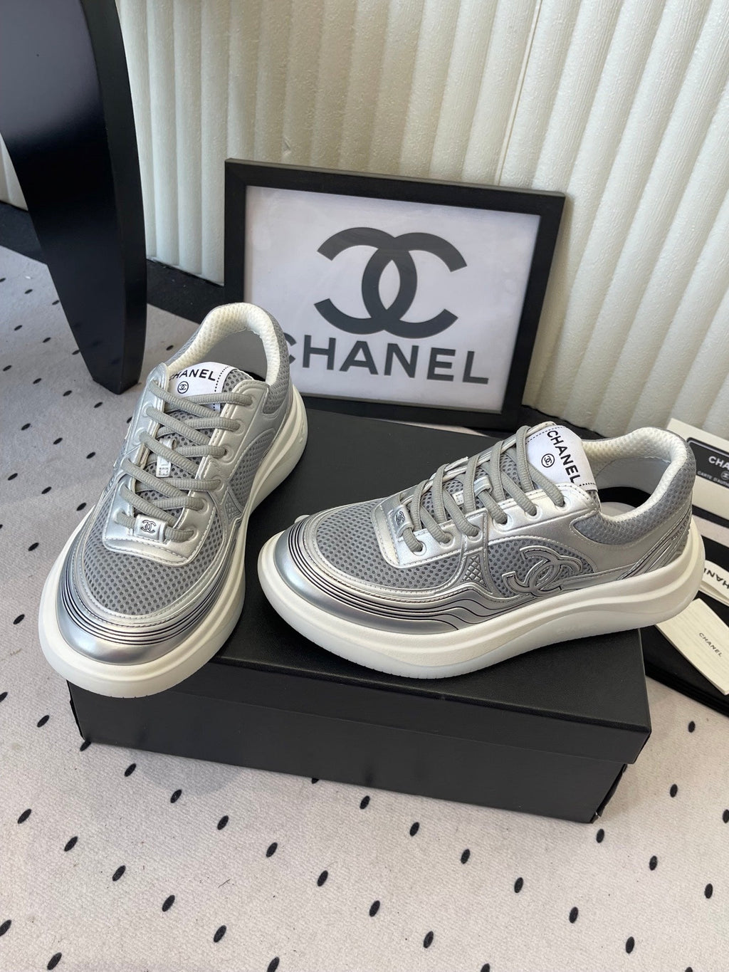 CC Sneaker Metallic Silver in Cowhide 611664