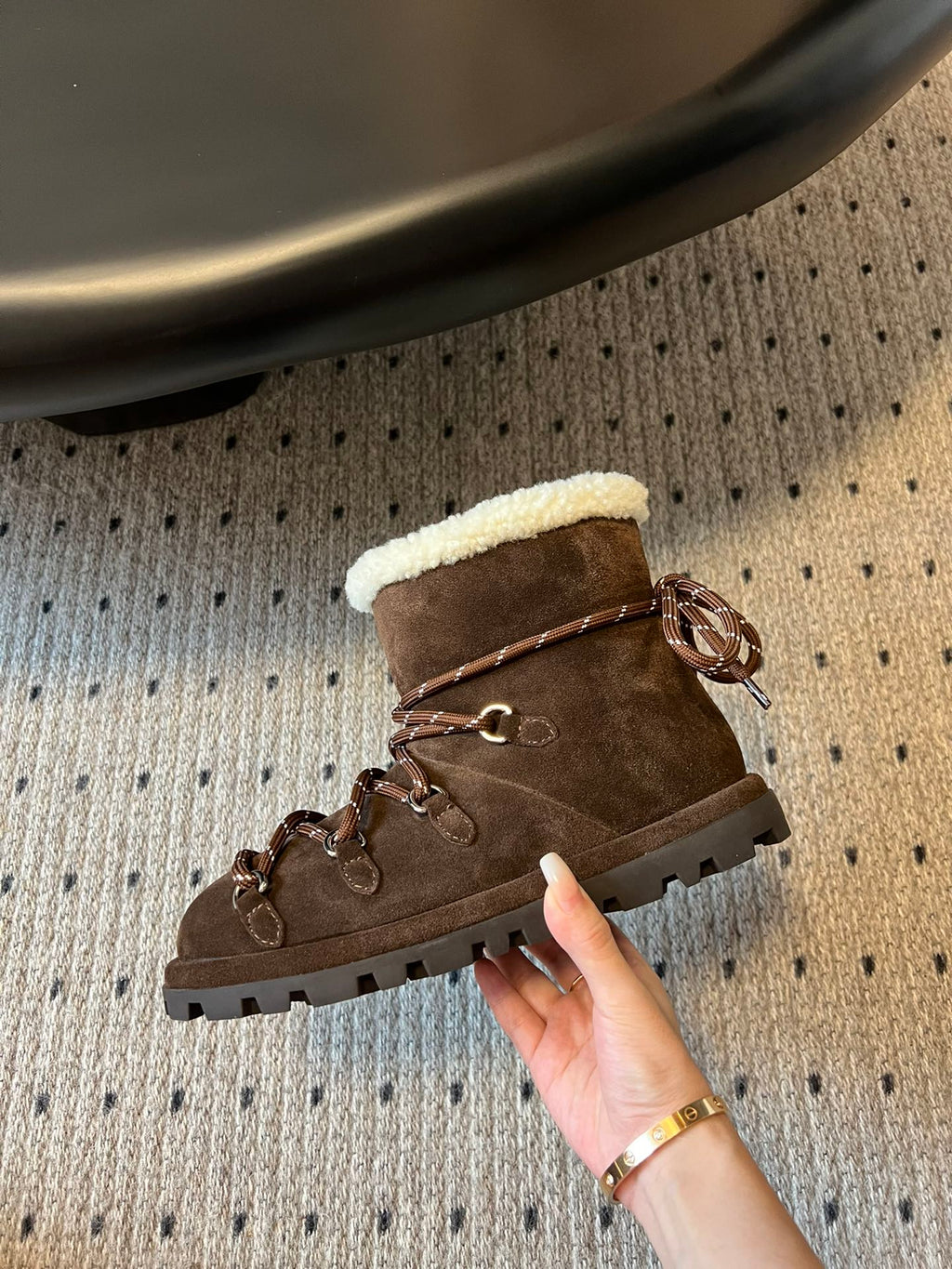Miu 26 Snow Boots Dark Brown in Suede 614800