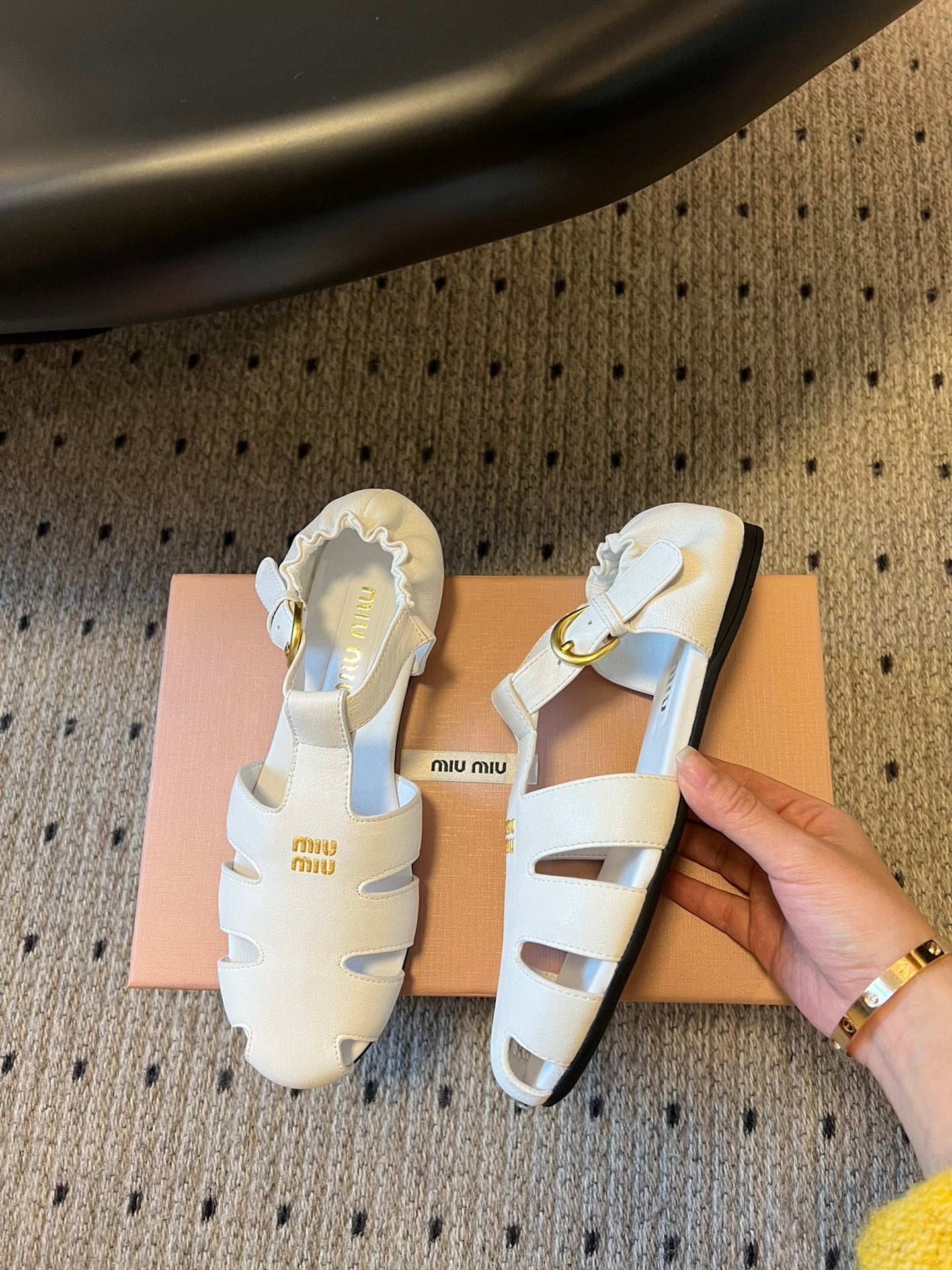 Miu Miu 26 Roman Sandals White in Cowhide 614719