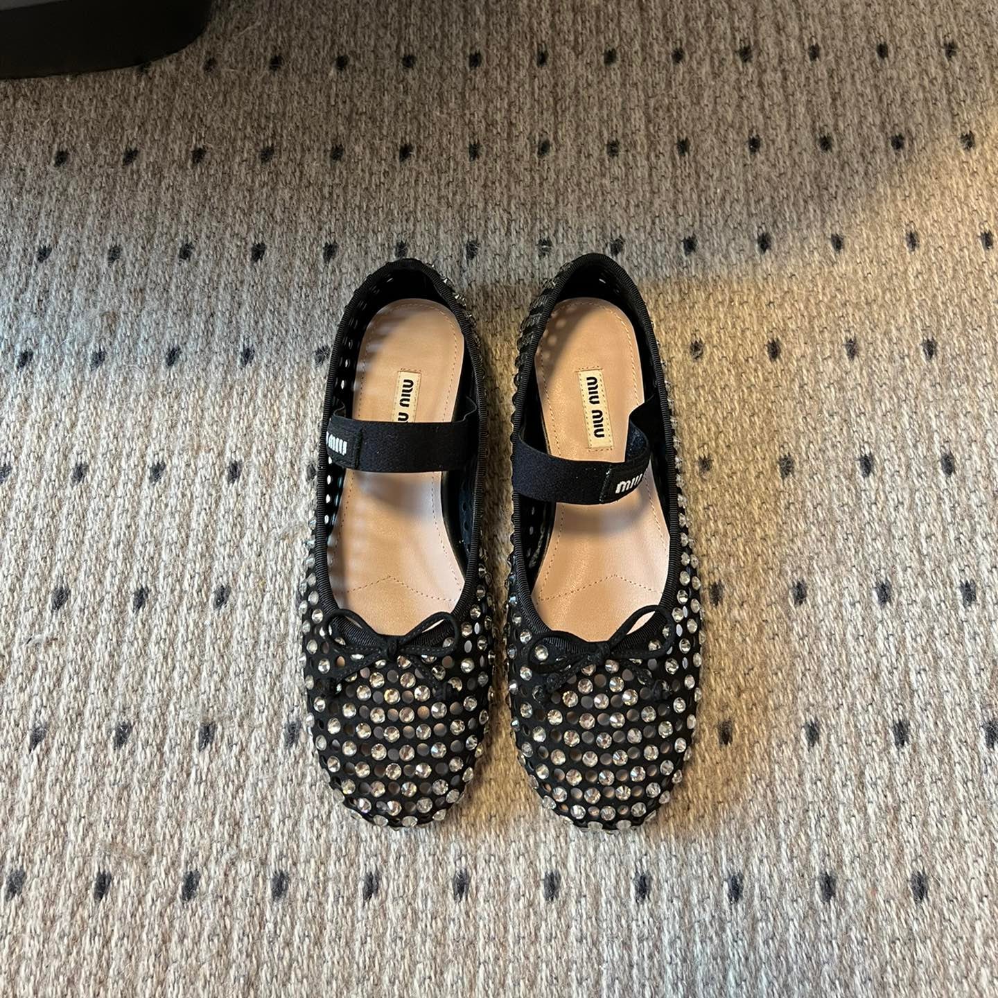 Miu Miu 26SS Ballet Flats Diamond-encrusted Black in Calfskin 614697