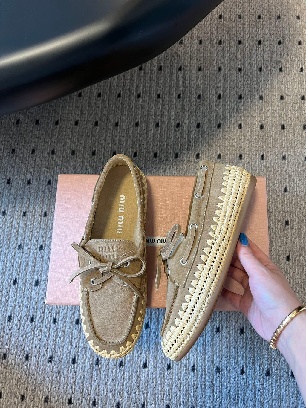 Miu Miu 26ss Loafer Taupe in Suede With Raffia Straw 614558