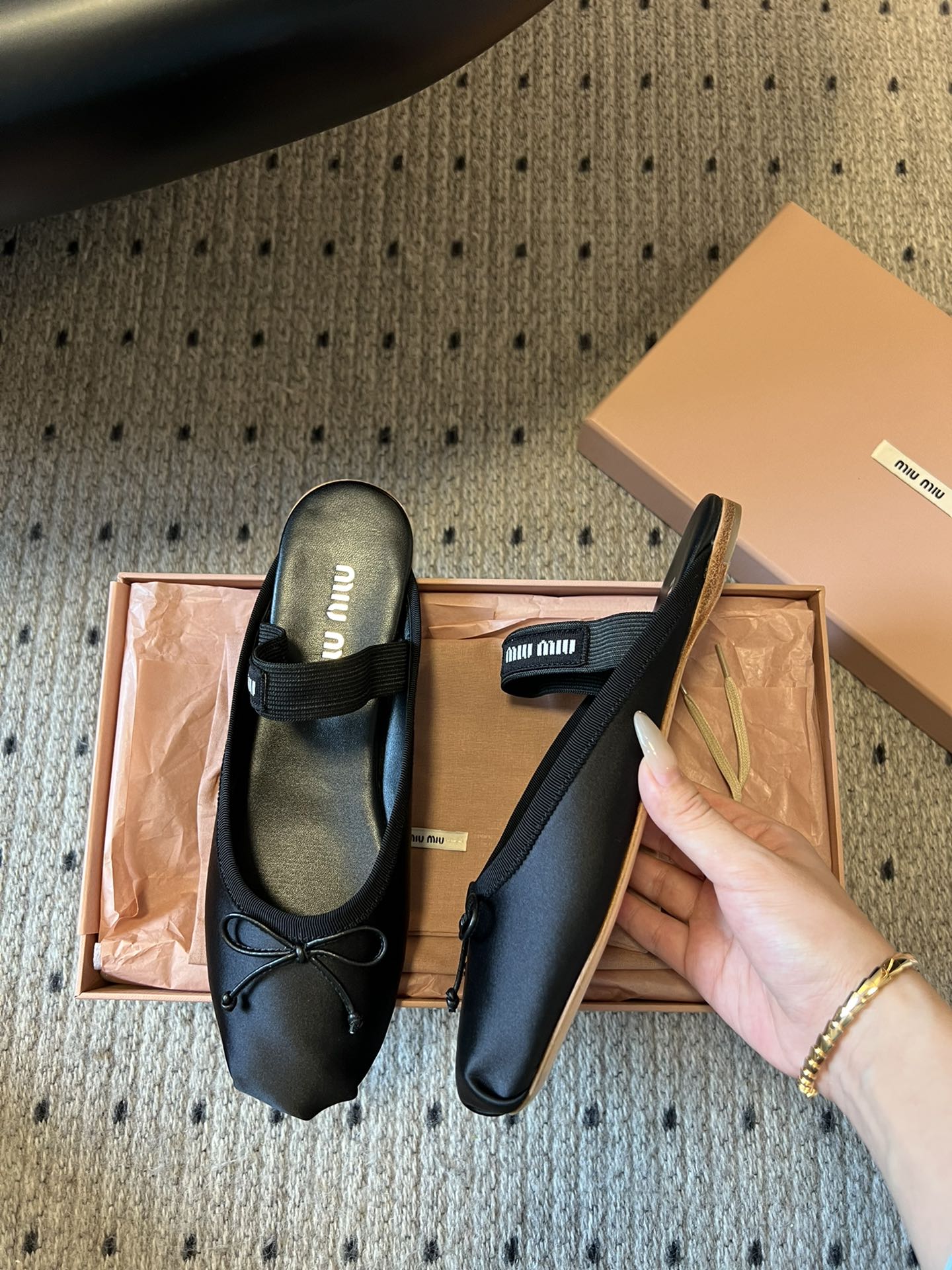 Miu Miu 26 Ballet Flats Black in Silk 614471