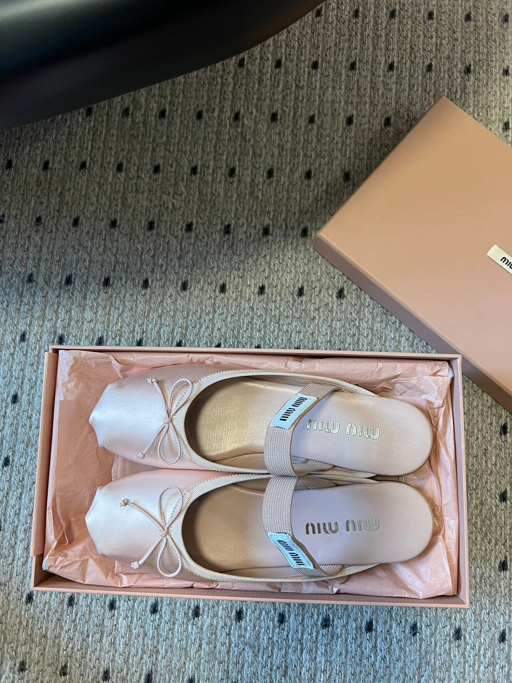Miu Miu 26 Ballet Flats Light Pink in Silk 614469