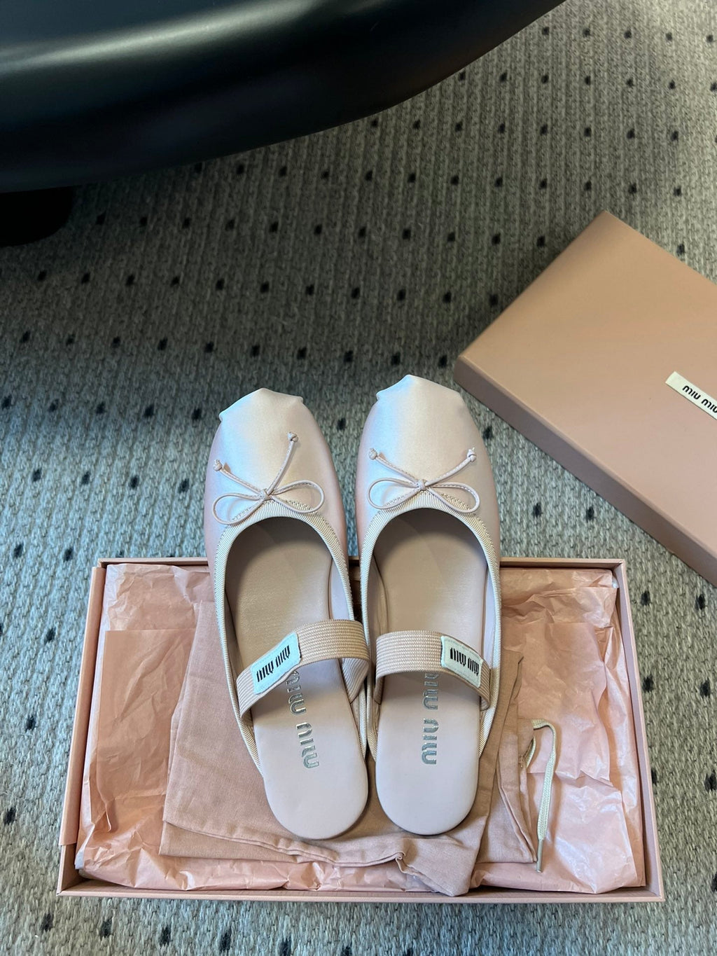 Miu Miu 26 Ballet Flats Light Pink in Silk 614469
