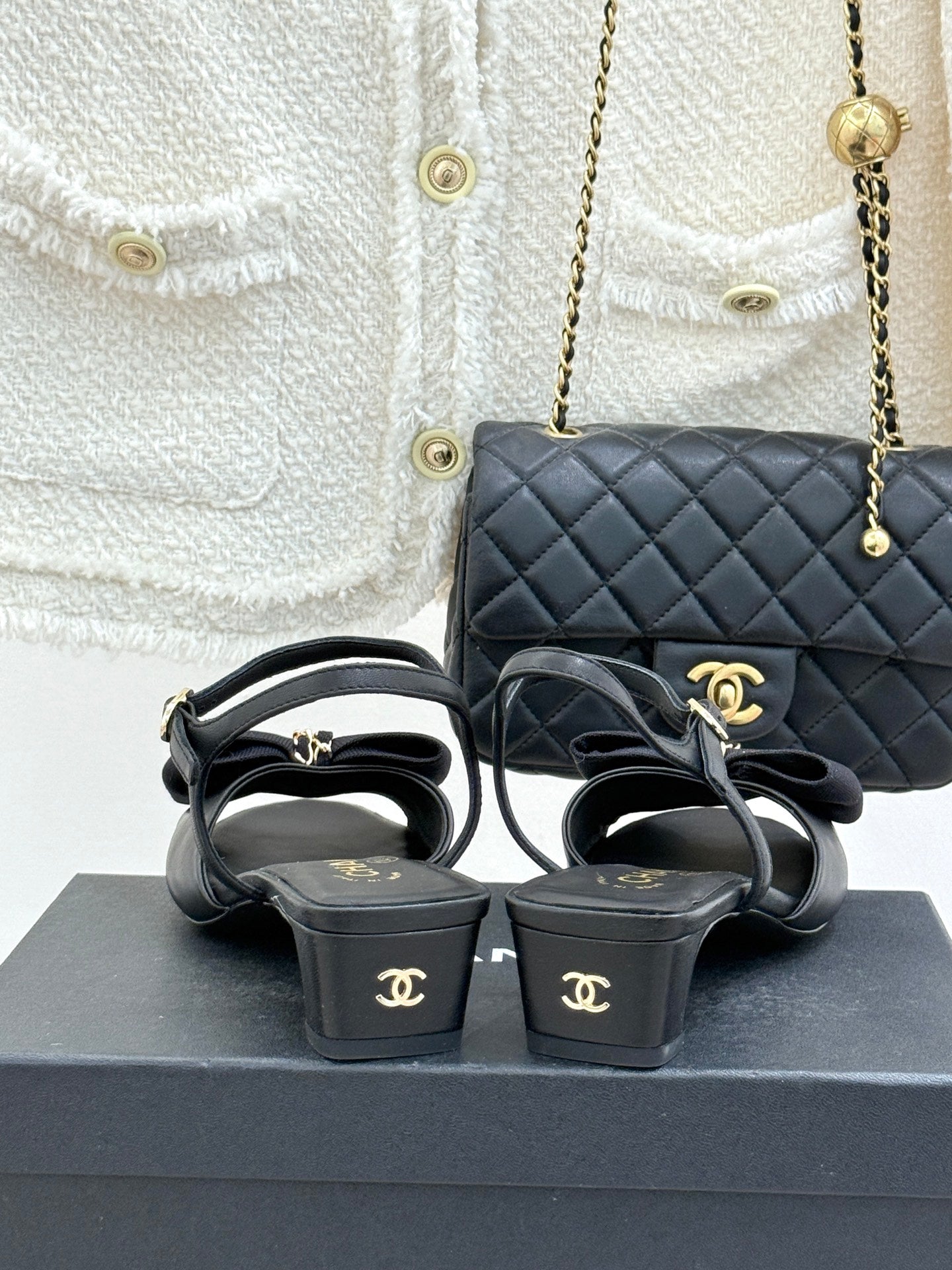 Chanel 26C Chain Bow Chunky Heel Sandals Black in Cowhide 615992