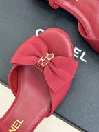 Chanel 26C Chain Bow Chunky Heel Sandals Red in Cowhide 615987