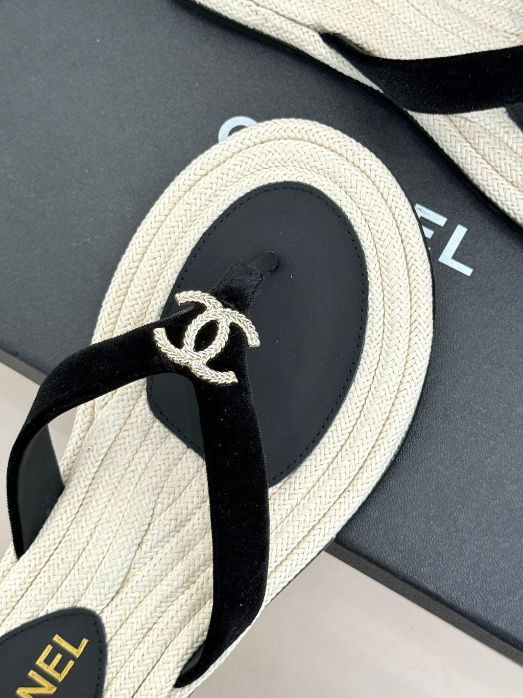 Chanel 26C Hemp Rope Sole Double C Flip-Flops Black in Sheepskin 615960