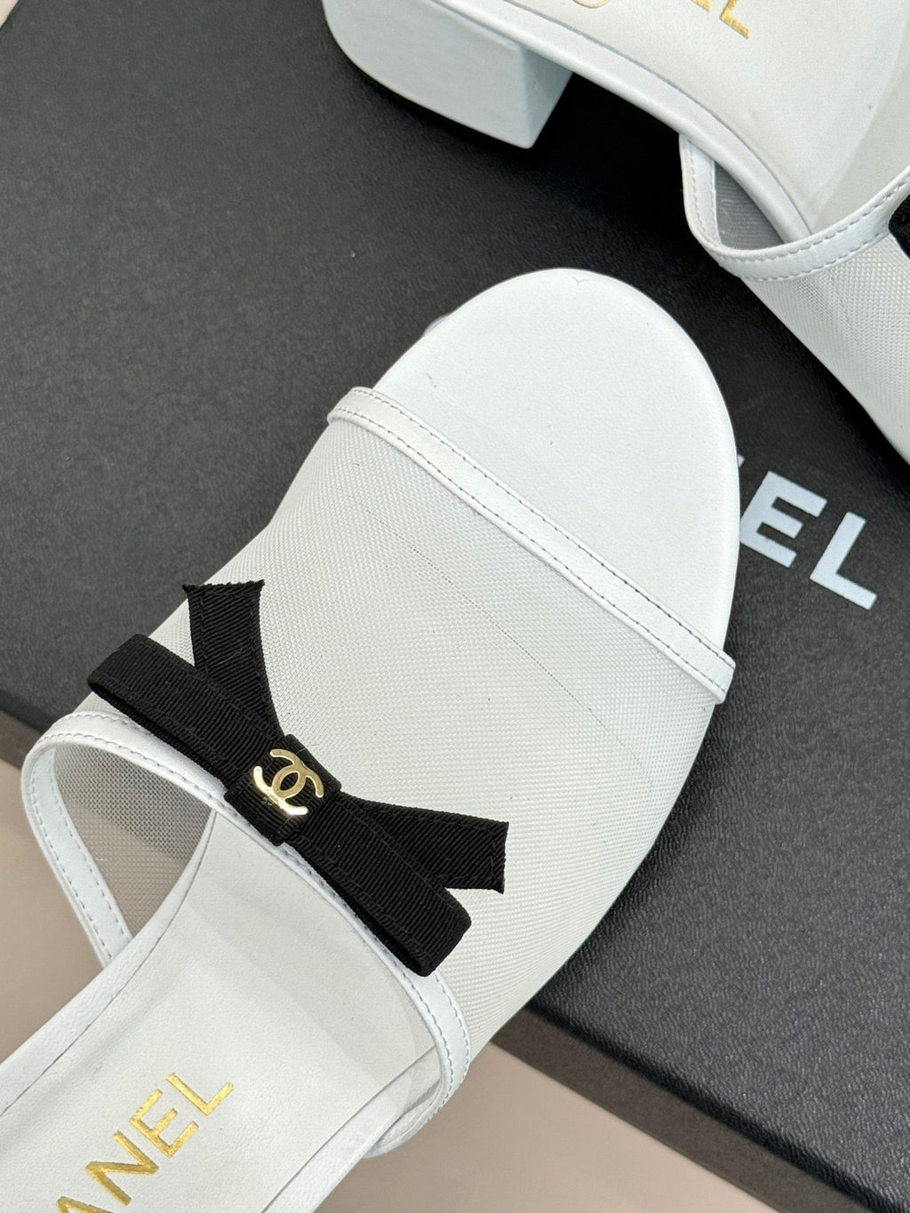 Chanel  26C Double C Bow Slippers High Heel White in Mesh 615704