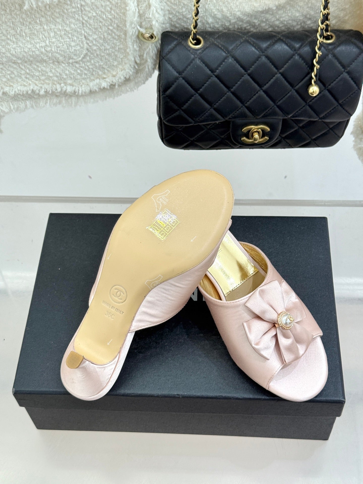 CC 26s Bow Slippers High Heel 35mm Pink Satin Sheepskin 615749