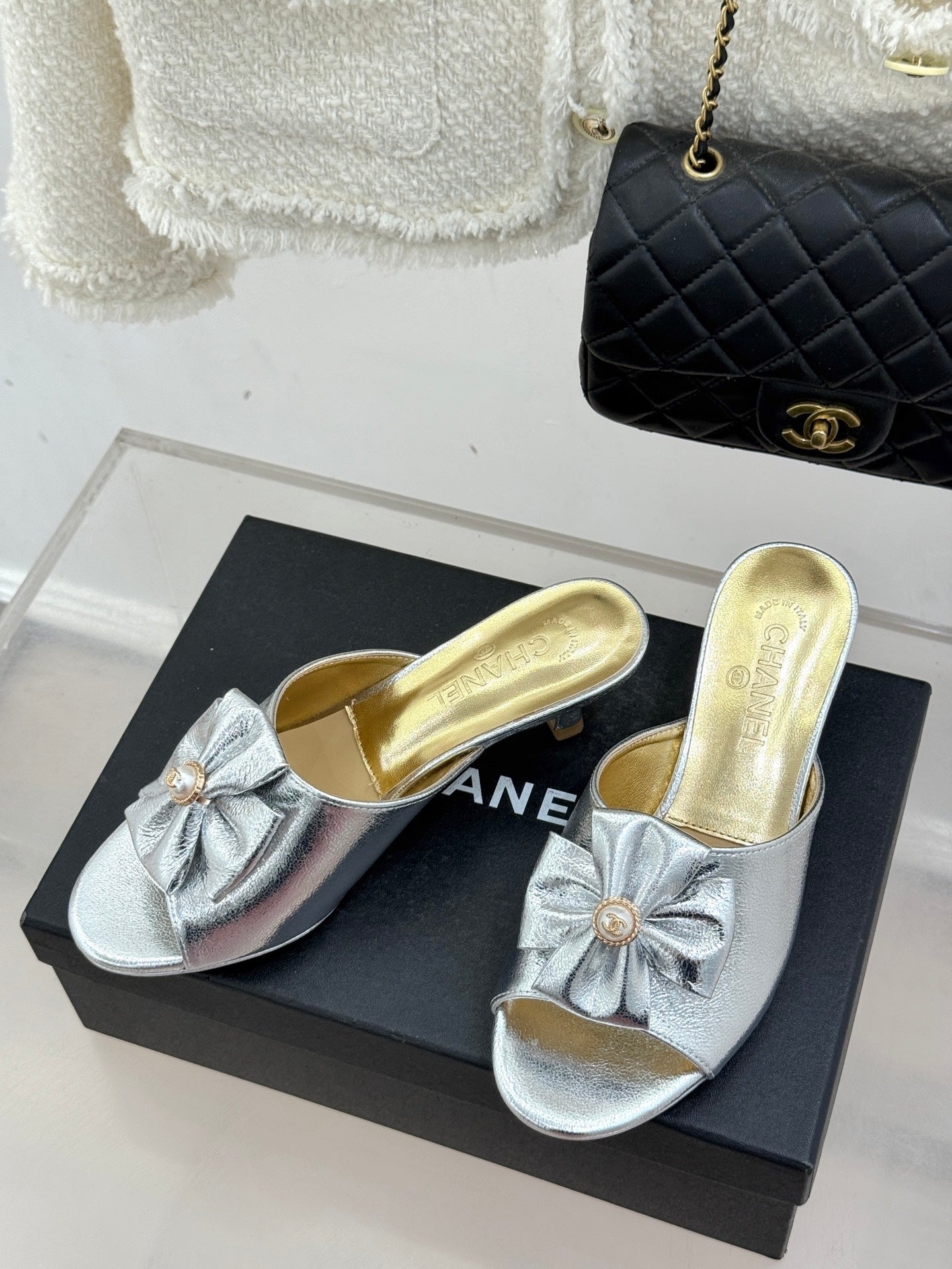 CC 26s Bow Slippers High Heel 35mm Silver Metallic Satin Sheepskin 615748