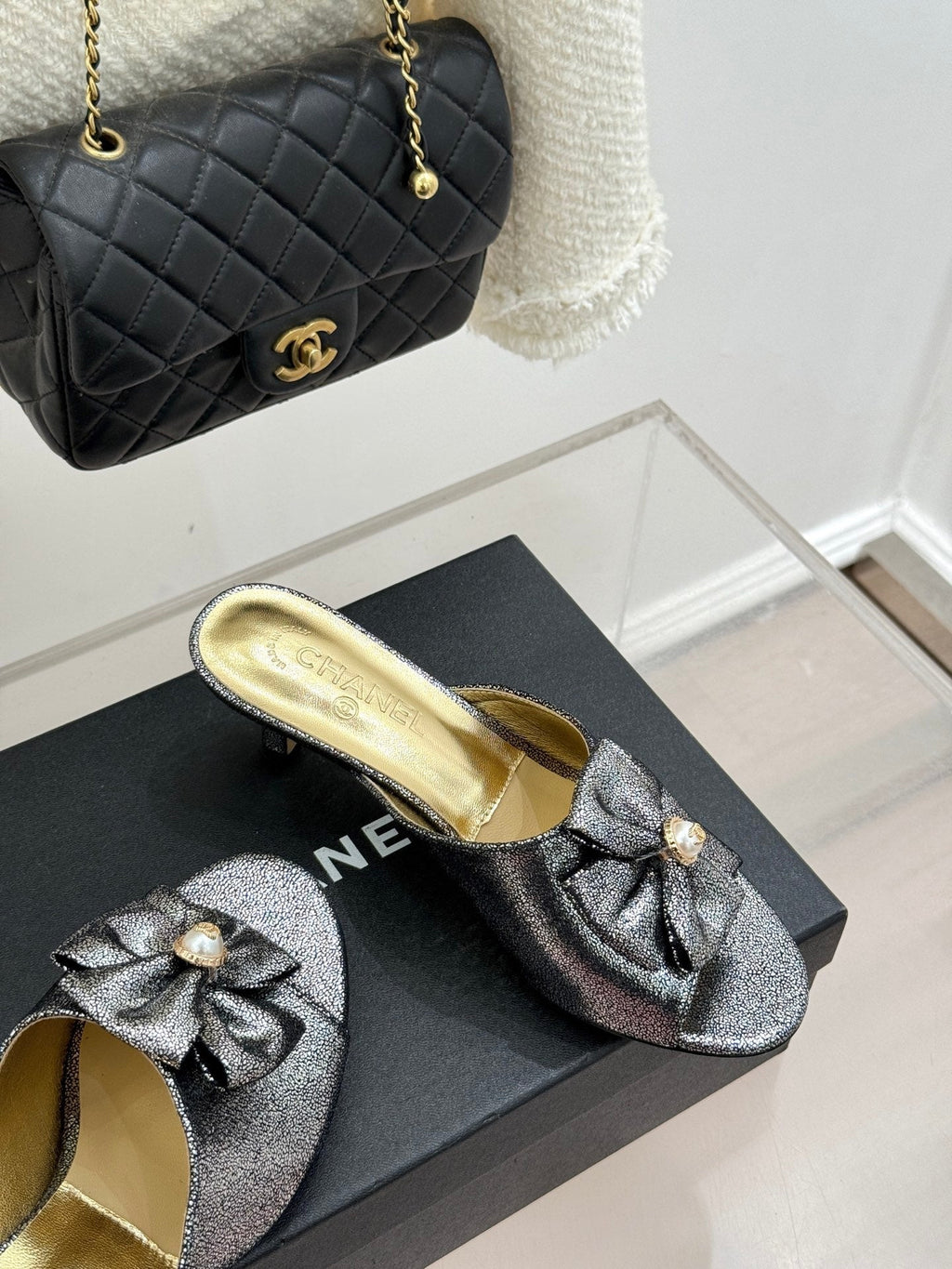CC 26s Bow Slippers High Heel 35mm Dark Silver Metallic Satin Sheepskin 615747