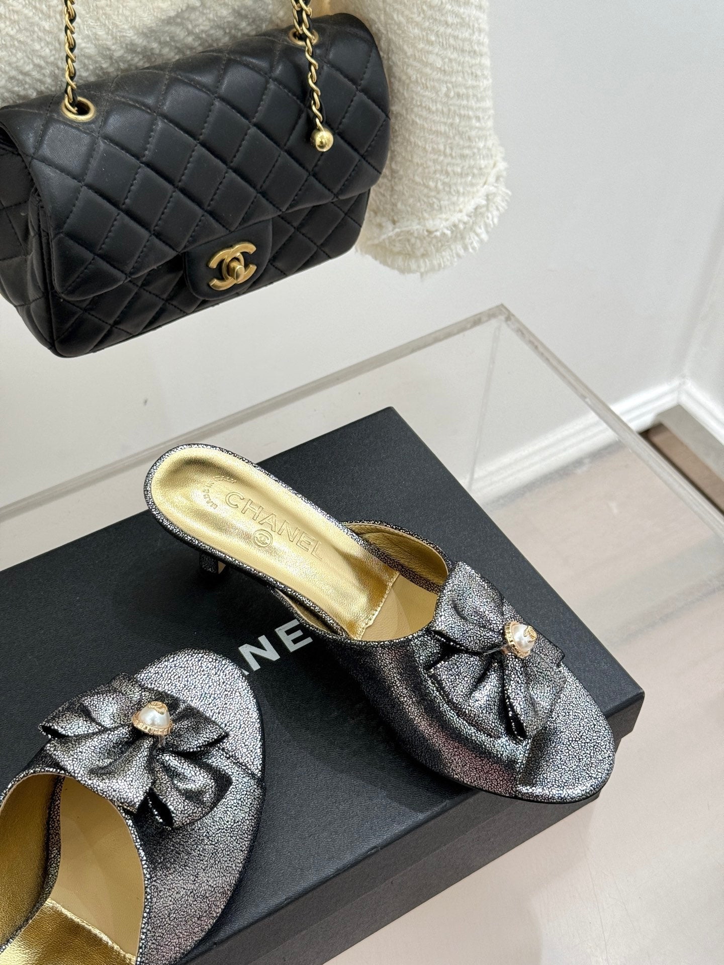 CC 26s Bow Slippers High Heel 35mm Dark Silver Metallic Satin Sheepskin 615747