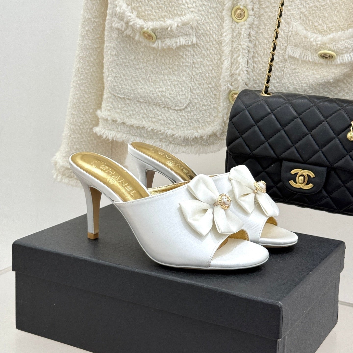 CC 26s Bow Slippers High Heel 75mm White Satin Sheepskin 615744