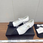 Chanel 26 Pointed-Toe Low Heel 25 Mary Janes White Black in Cowhide Fabric 632187