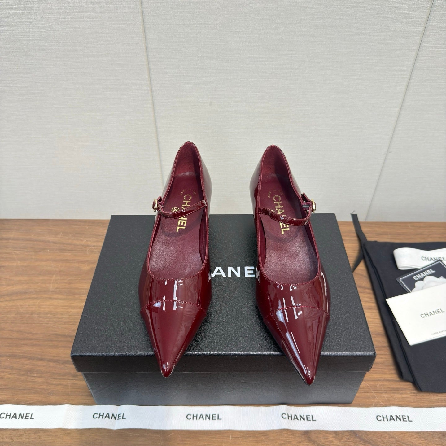Chanel 26 Pointed-Toe Low Heel 25 Mary Janes Burgundy in Patent Leather 632185