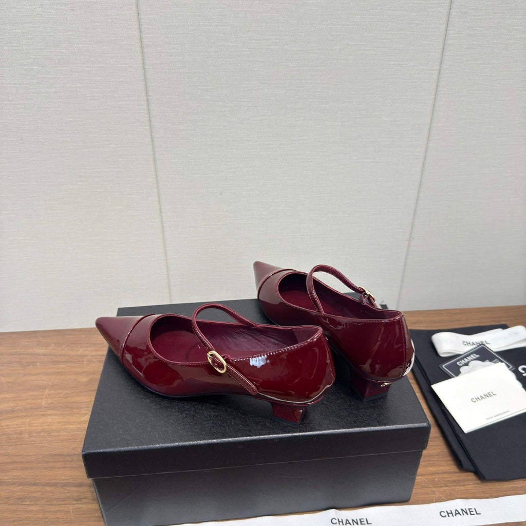 Chanel 26 Pointed-Toe Low Heel 25 Mary Janes Burgundy in Patent Leather 632185