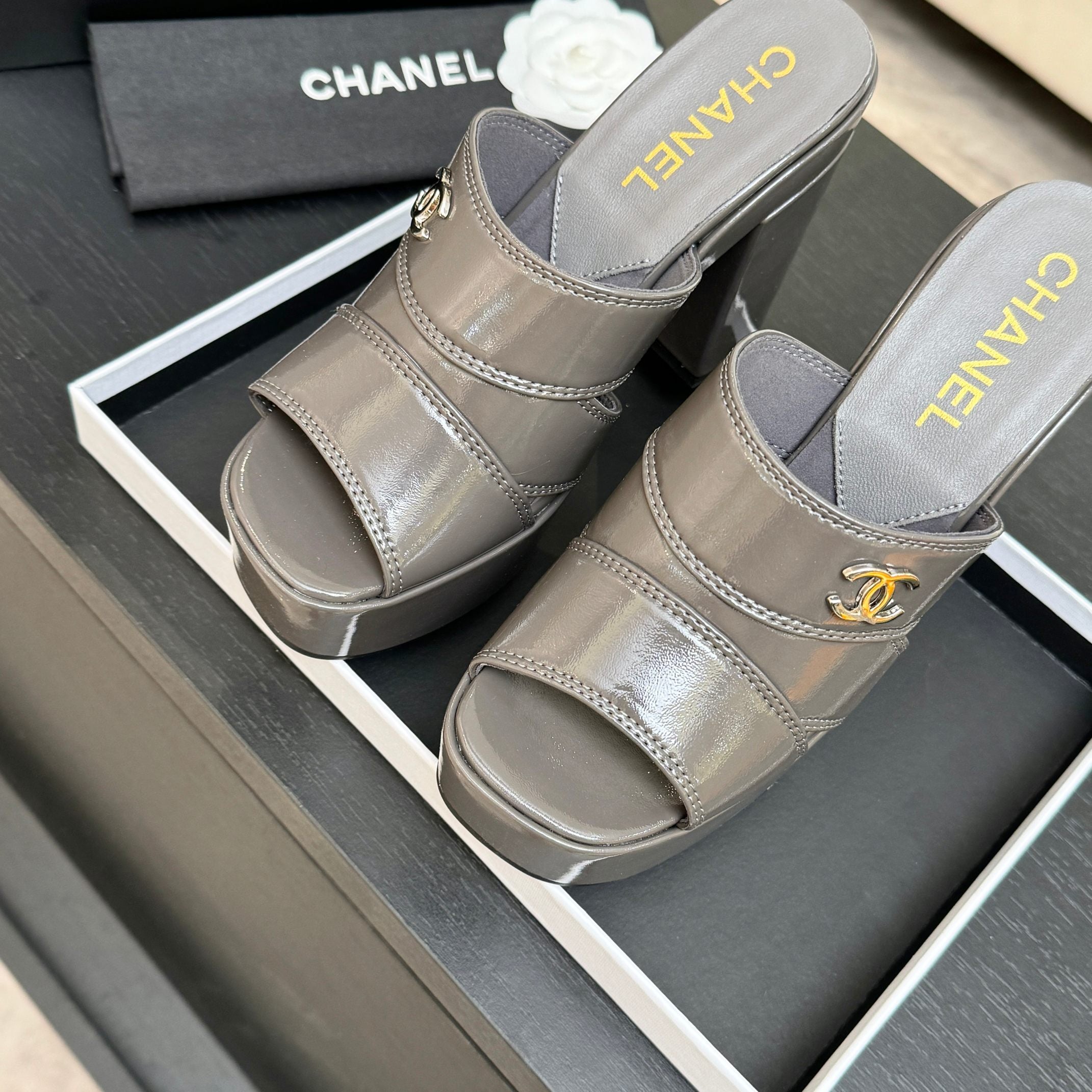 Chanel 2026 Runway Platform High-Heeled 12.5cm Sandals Gray in Cowhide 673060