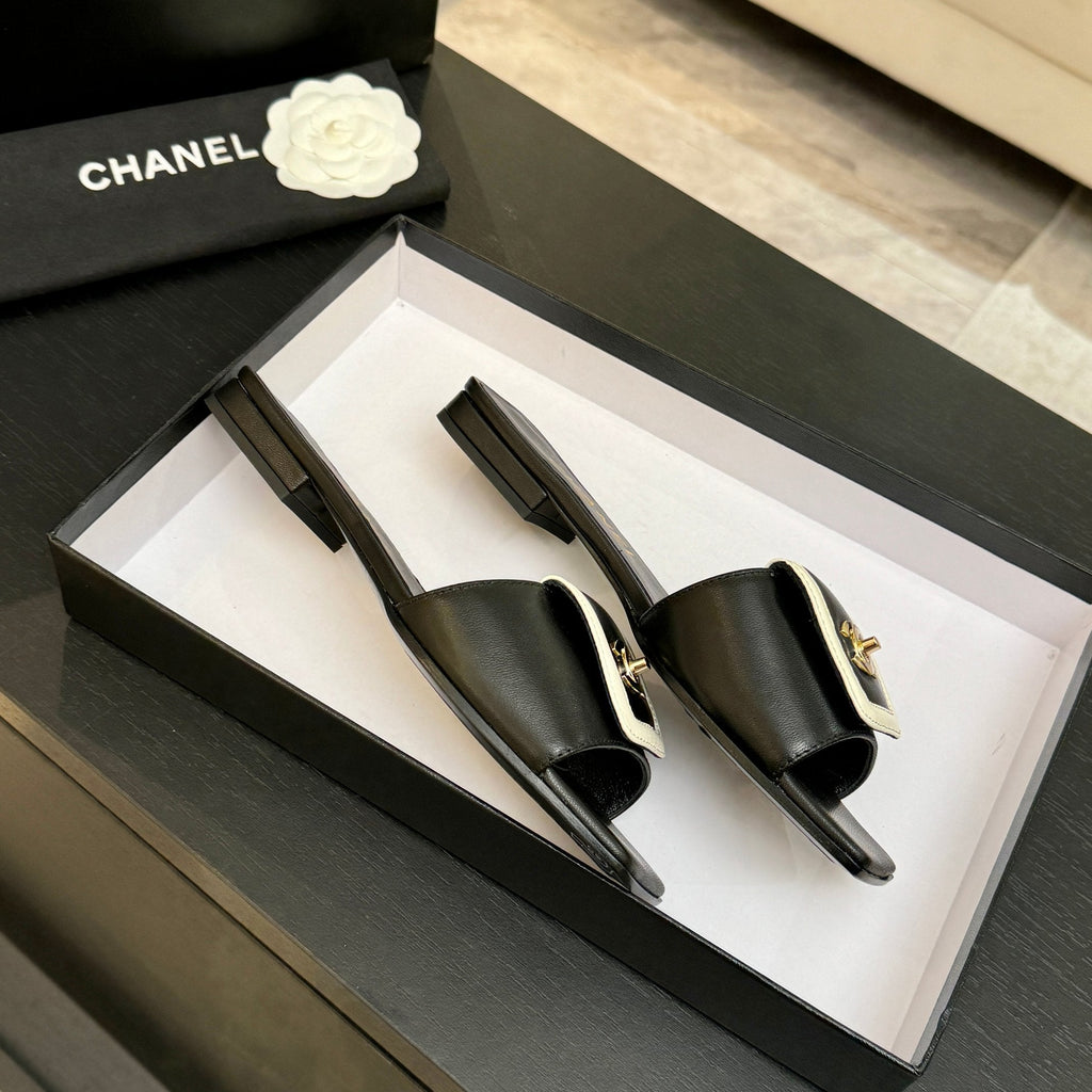 Chanel 26C Double C Buckle Square Toe Slippers Black White in Lambskin 673027