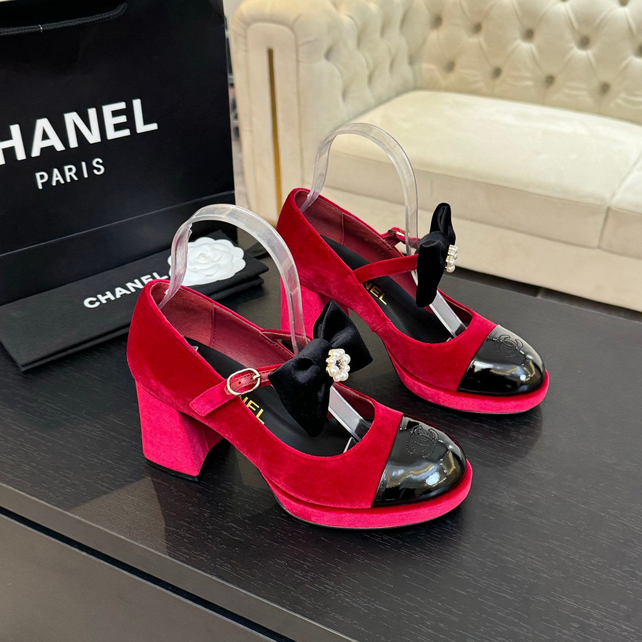 Chanel KJ26 Mary Janes Heel 2.5cm with Bow Red in Velvet 673011