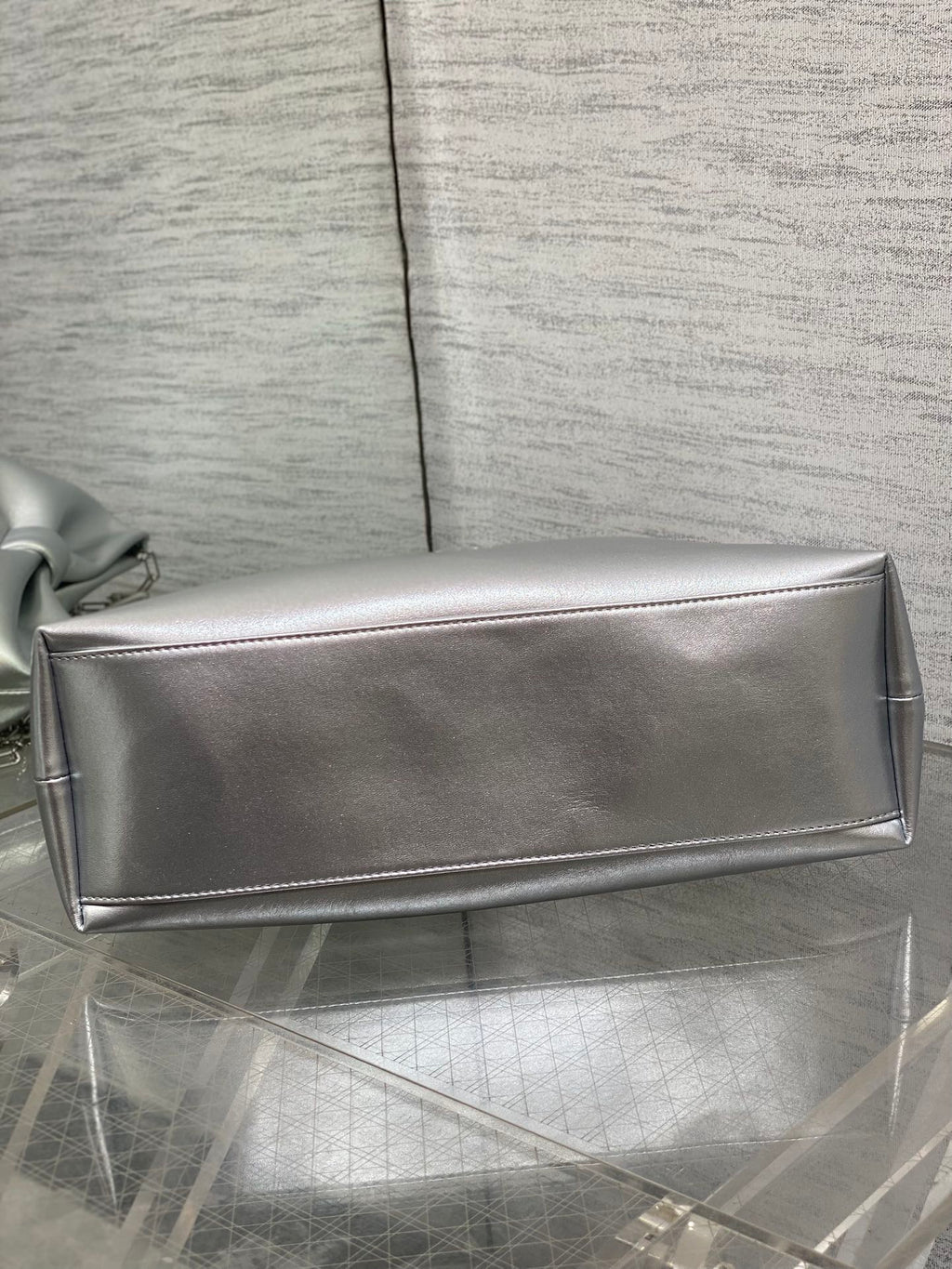 Dior 26 Bow Chain Bag in Silver Lambskin