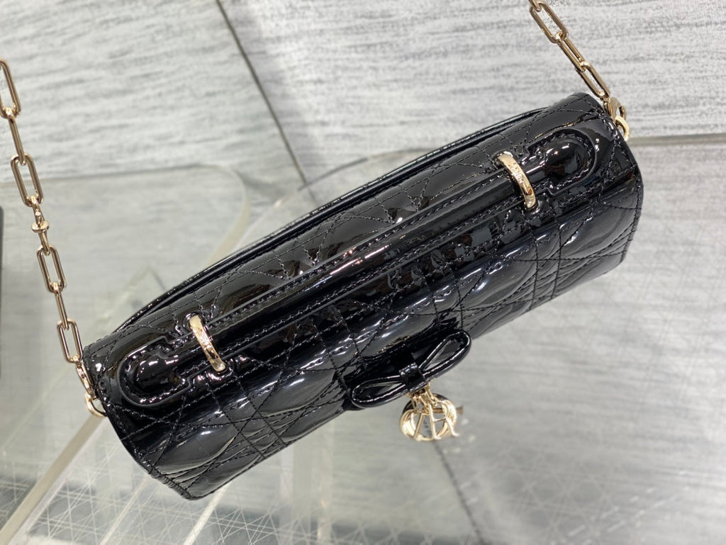 Dior 26 Bow Pearl Chain Clutch In Black Glossy Lambskin GHW