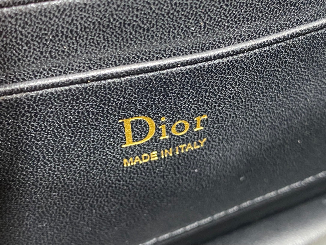 Dior 26 Bow Pearl Chain Clutch In Black Glossy Lambskin GHW