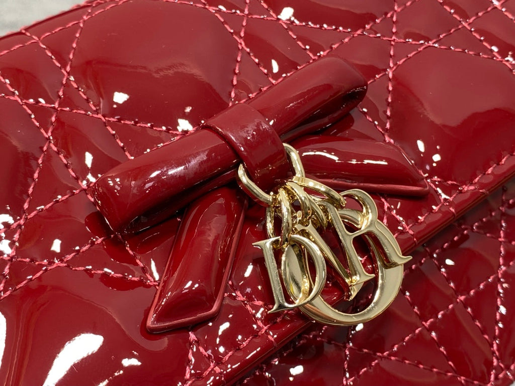 Dior 26 Bow Pearl Chain Clutch In Red Glossy Lambskin GHW