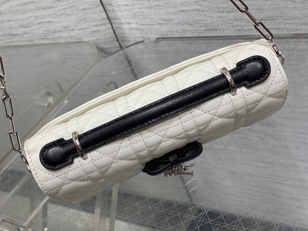 Dior 26 Bow Pearl Chain Clutch Two Tone White Black Lambskin SHW