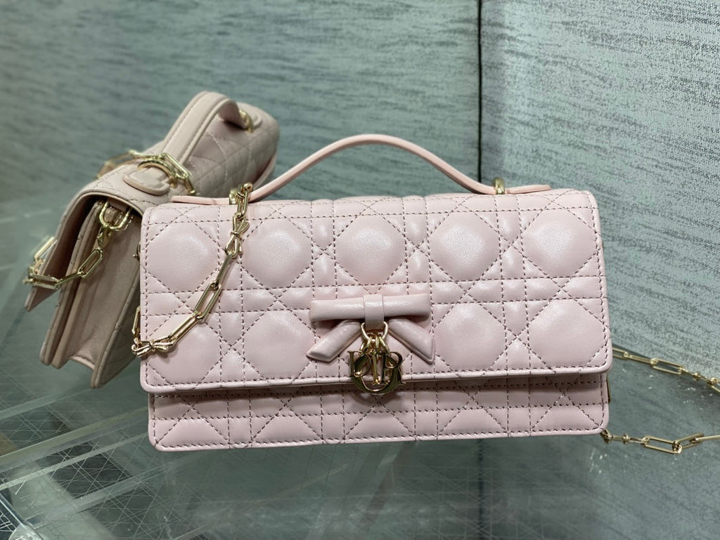 Dior 26 Bow Pearl Chain Clutch Pink Lambskin GHW