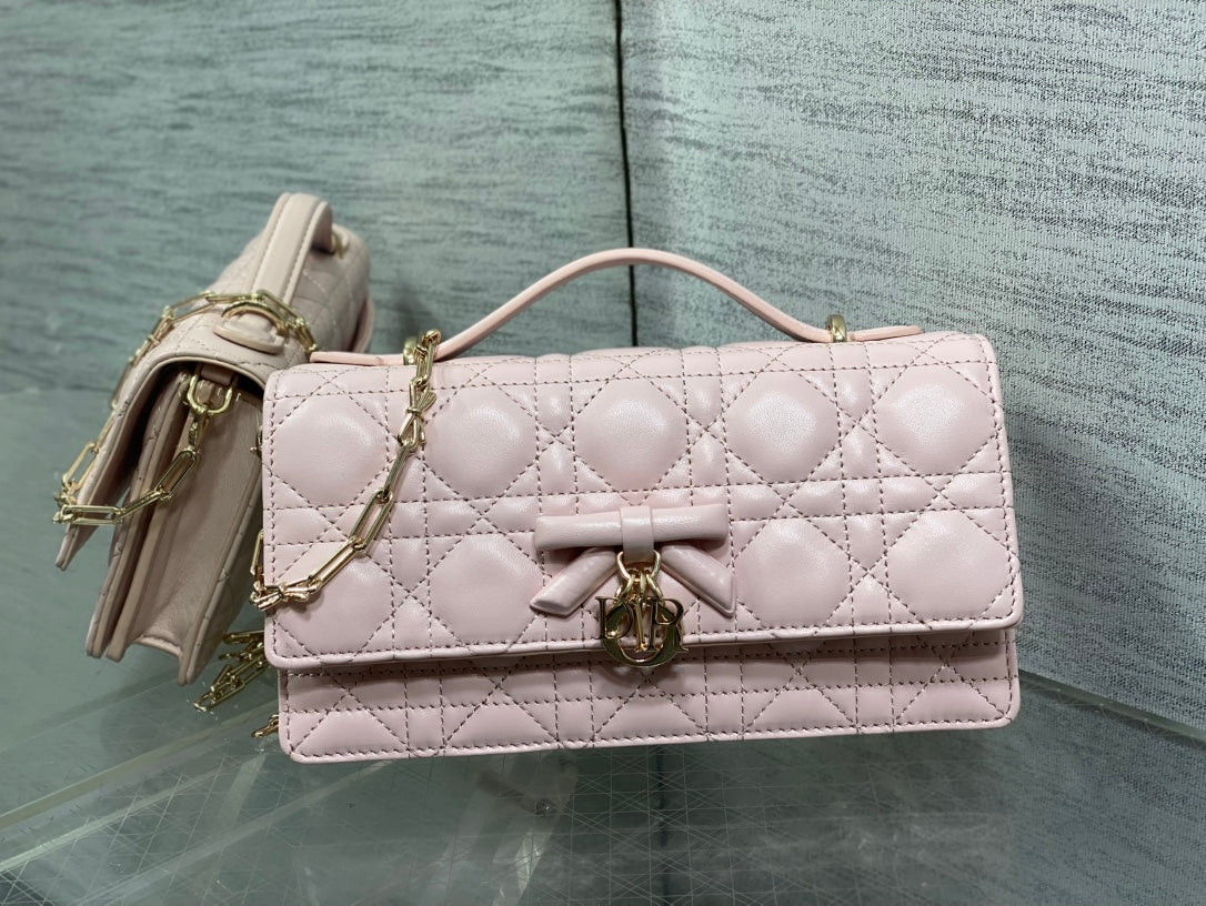 Dior 26 Bow Pearl Chain Clutch Pink Lambskin GHW