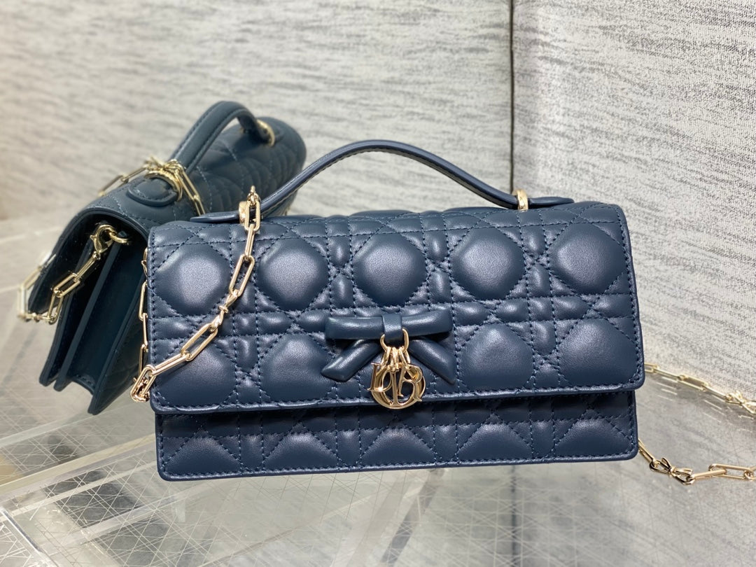Dior 26 Bow Pearl Chain Clutch Navy Blue Lambskin GHW
