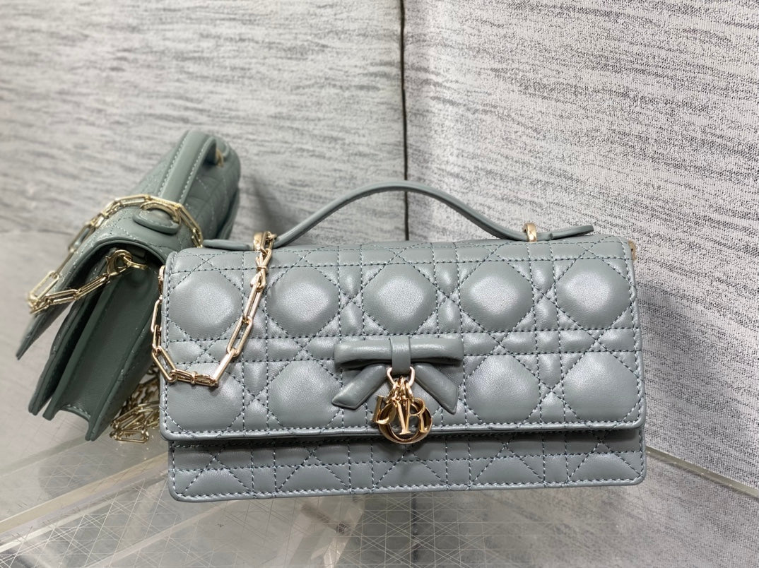 Dior 26 Bow Pearl Chain Clutch Cement Gray Lambskin GHW