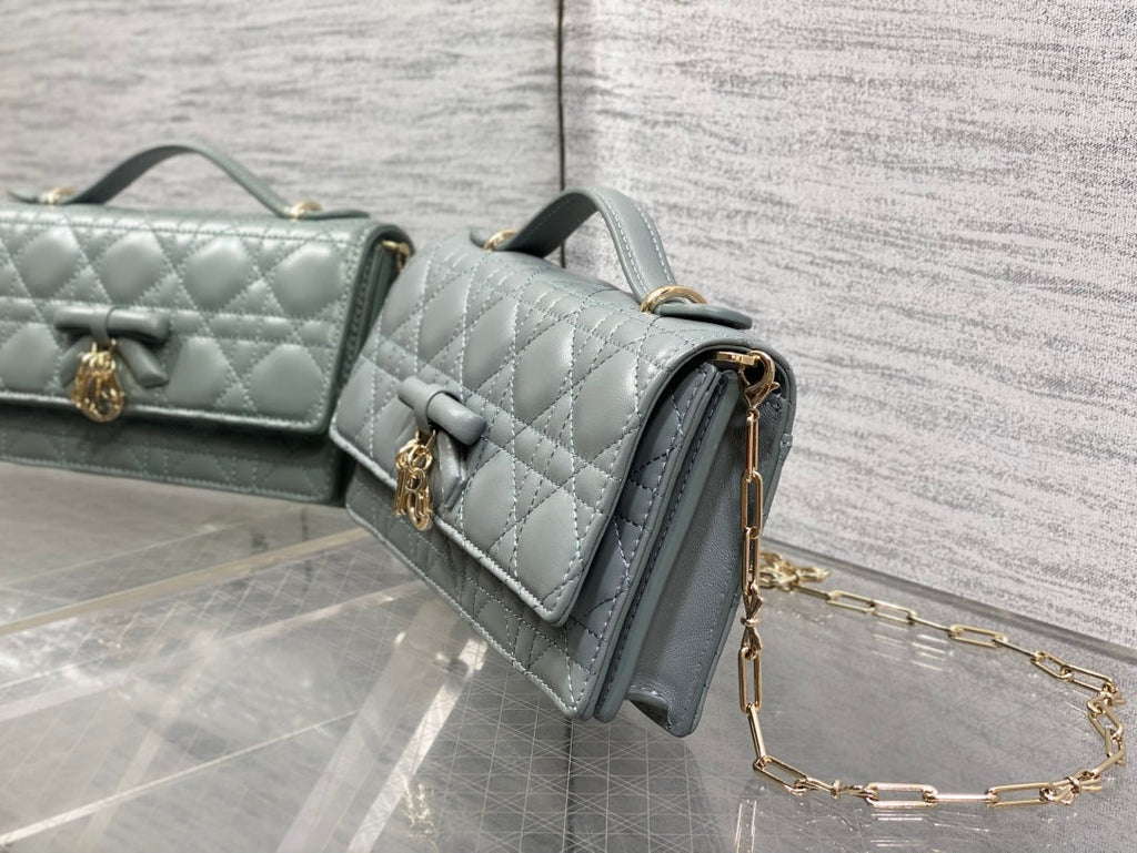 Dior 26 Bow Pearl Chain Clutch Cement Gray Lambskin GHW