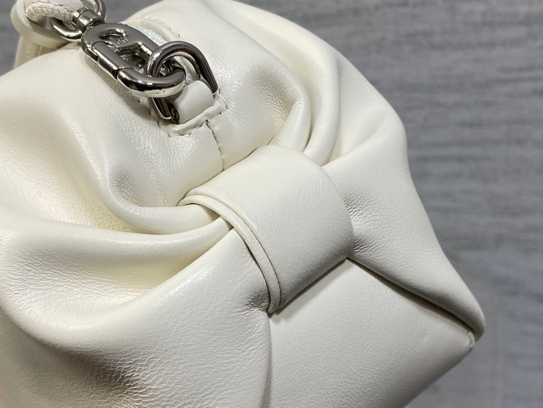 Dior 26 Bow Pouch 20cm in White Lambskin
