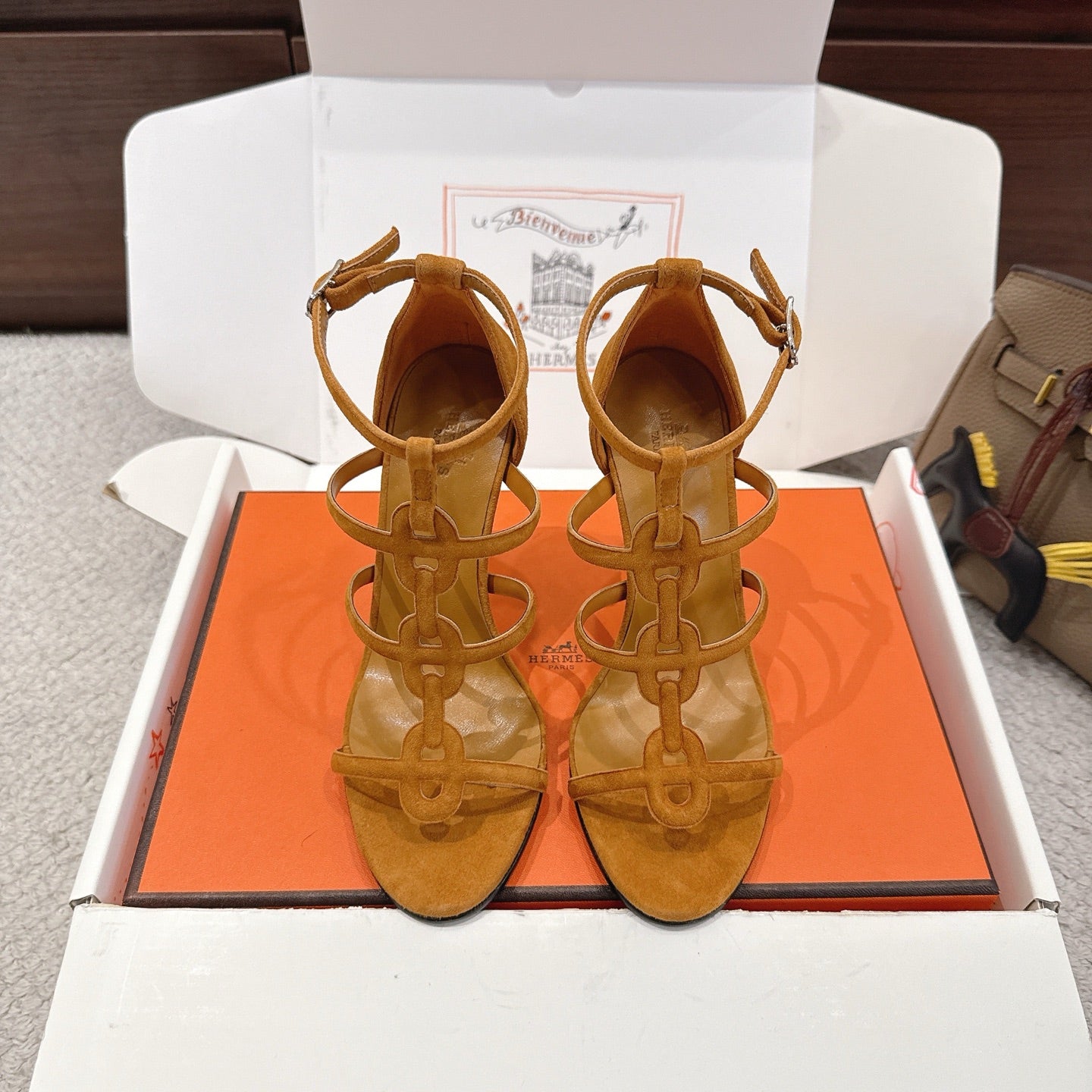 HM 26ss High Heels Sandals 10.5 Light Brown Suede 686014
