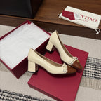 Valentino Garavani Pumps 60 Brown Cream in Sheepskin 685890