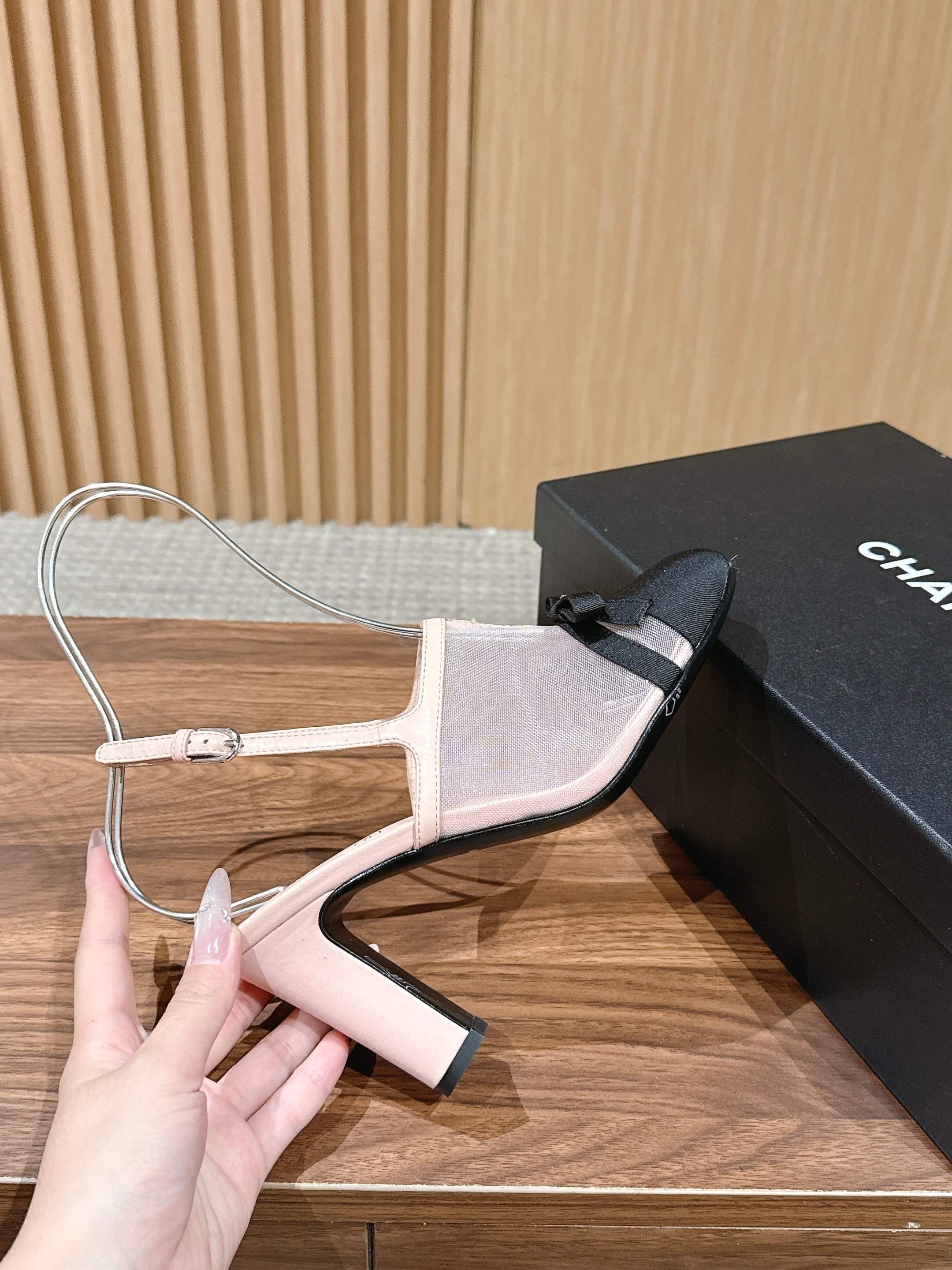 CC 26SS Slingback 80 with Bow Light Pink Black in Mesh 692549