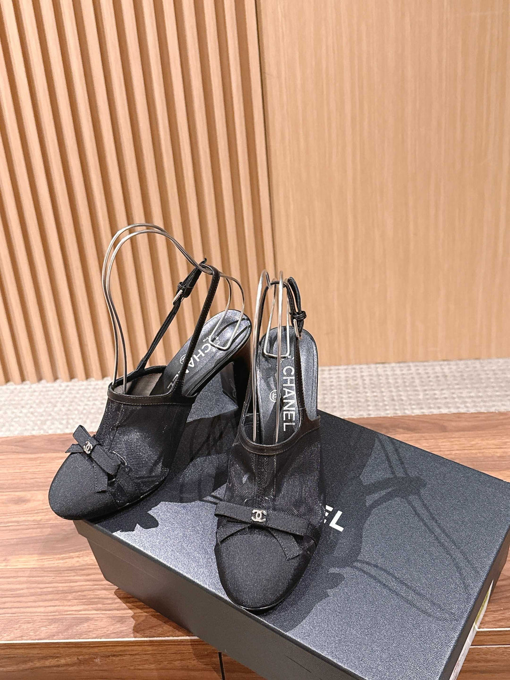 CC 26SS Slingback 80 with Bow Black in Mesh 692548