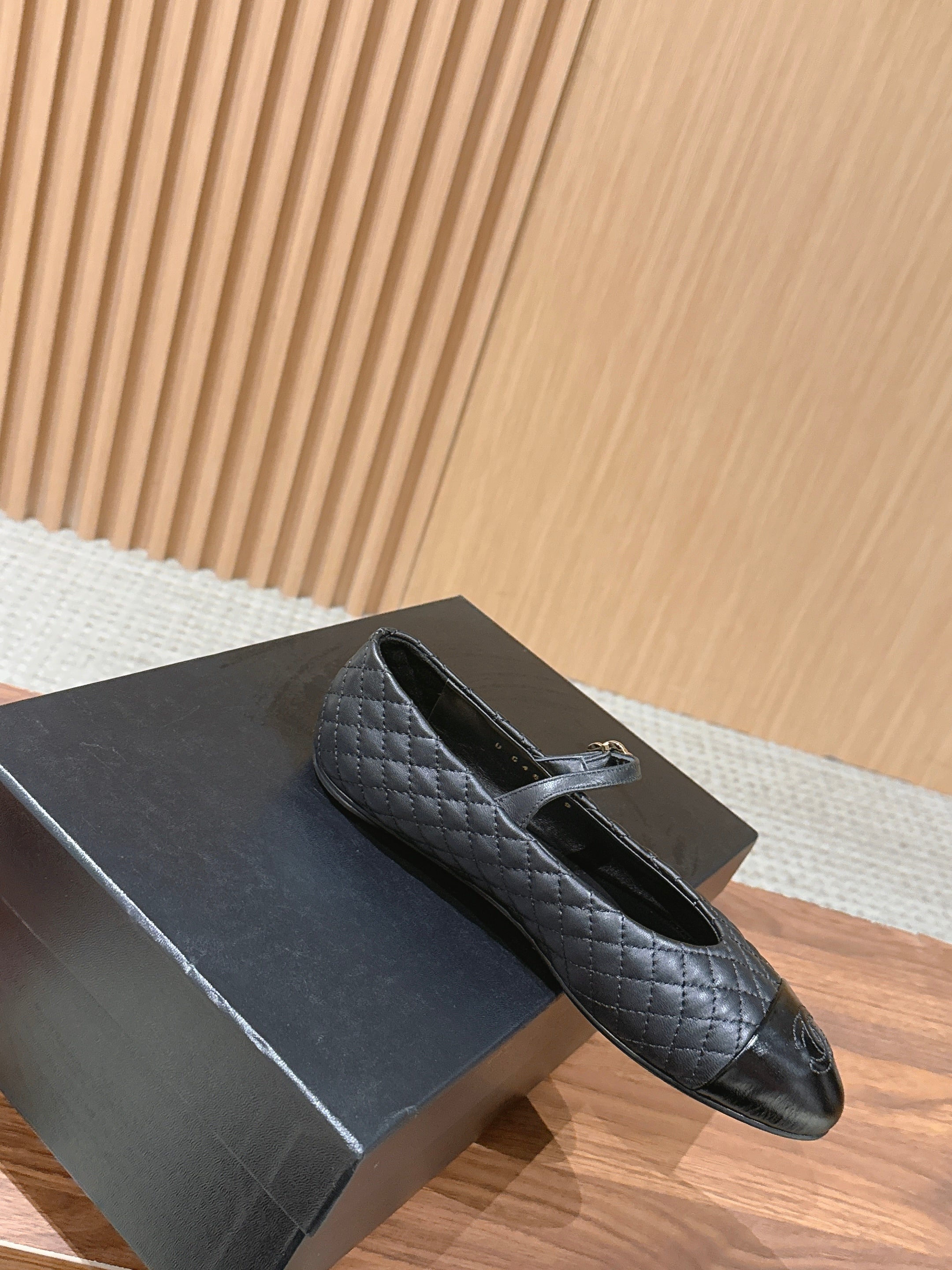 CC 26SS Quilted Mary Jane Black in Calfskin 692543