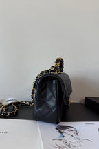Chanel Mini Flap Handle 19.5cm Black in Caviar leather 284669