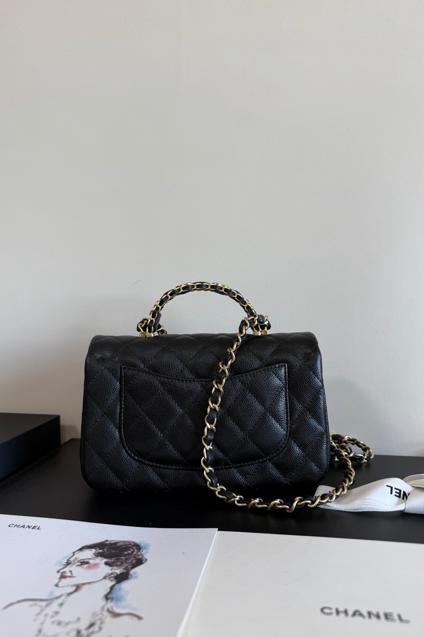 Chanel Mini Flap Handle 19.5cm Black in Caviar leather 284669