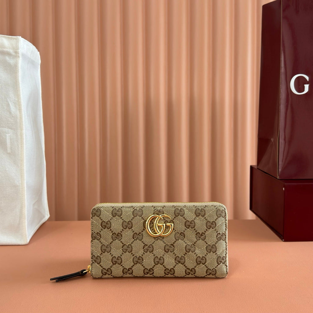 GG Marmont Series Full Zip Wallet Brown in Canvas 285027