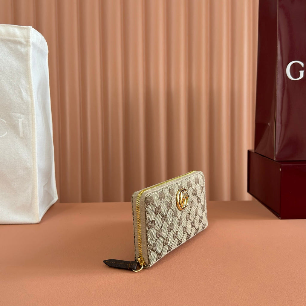 GG Marmont Series Full Zip Wallet Brown in Canvas 285027